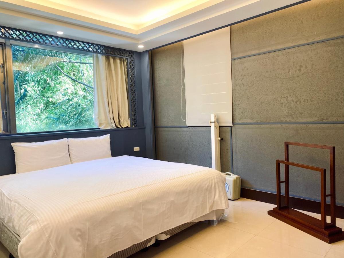 Spa Spring Resort Beitou Exteriör bild
